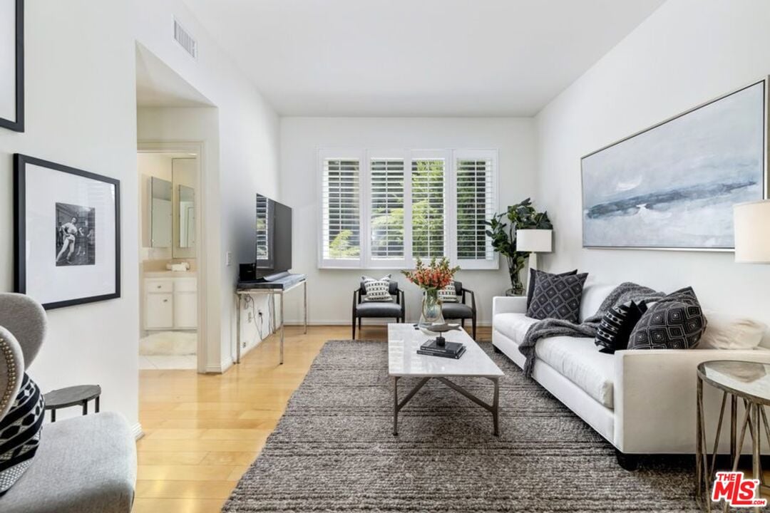 10126 EMPYREAN WAY Unit: 101