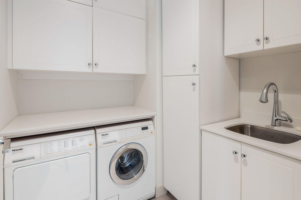 1128 W Georgia St, #4802