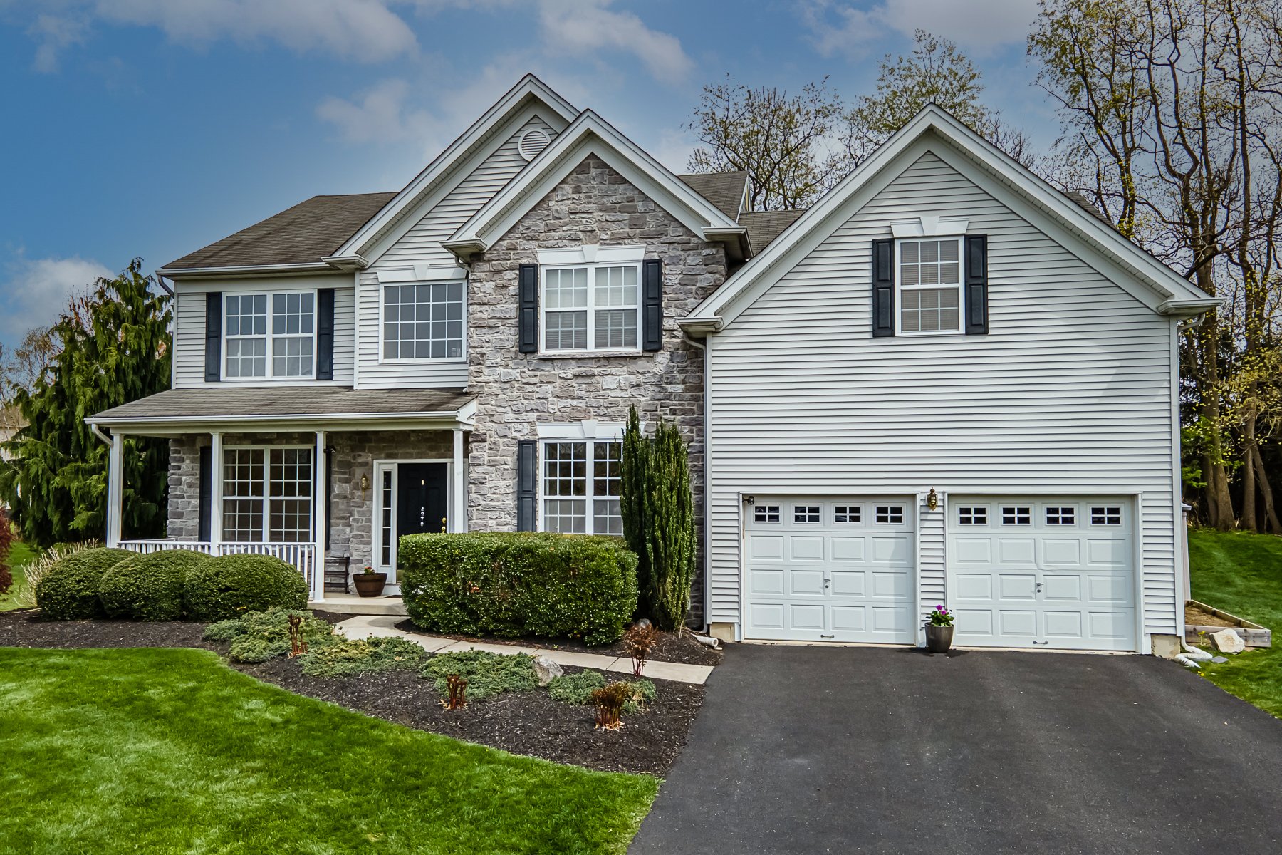 4970 Hycliff Chase