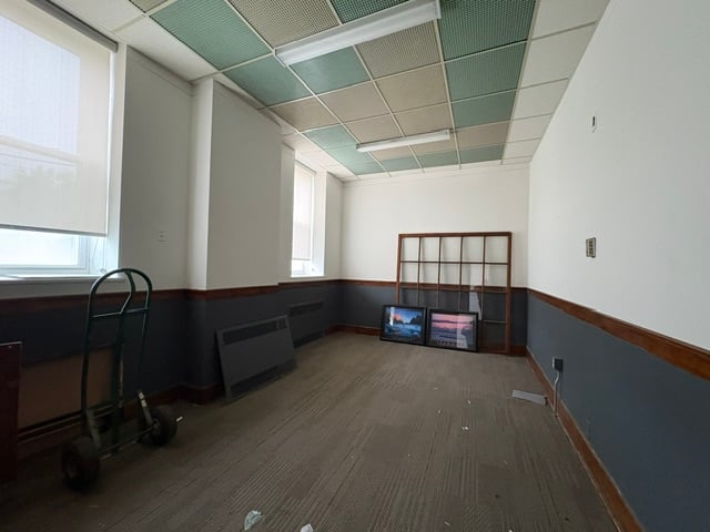 Commercial Opportunity! 
