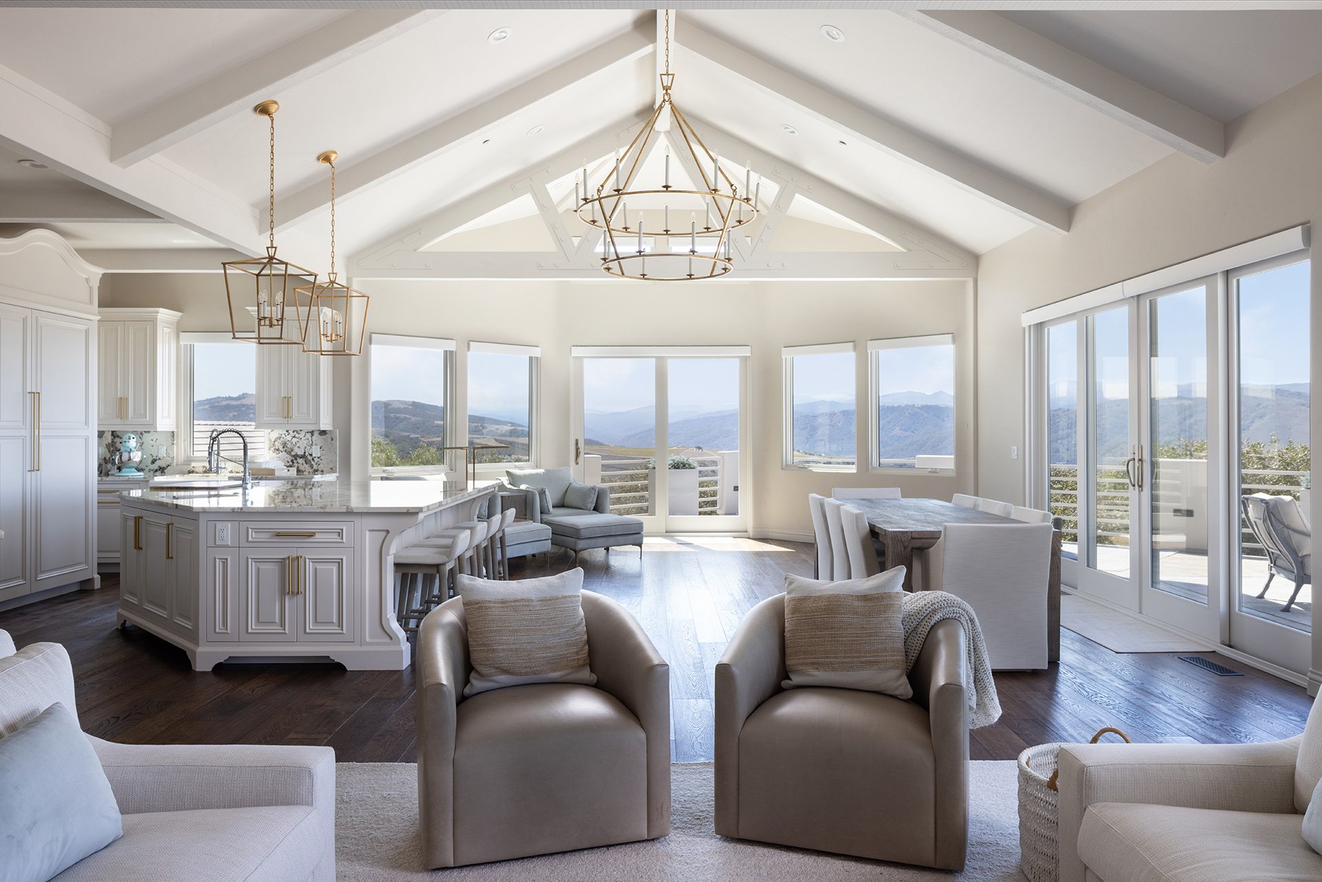 Elevated Living with Panoramic Views
