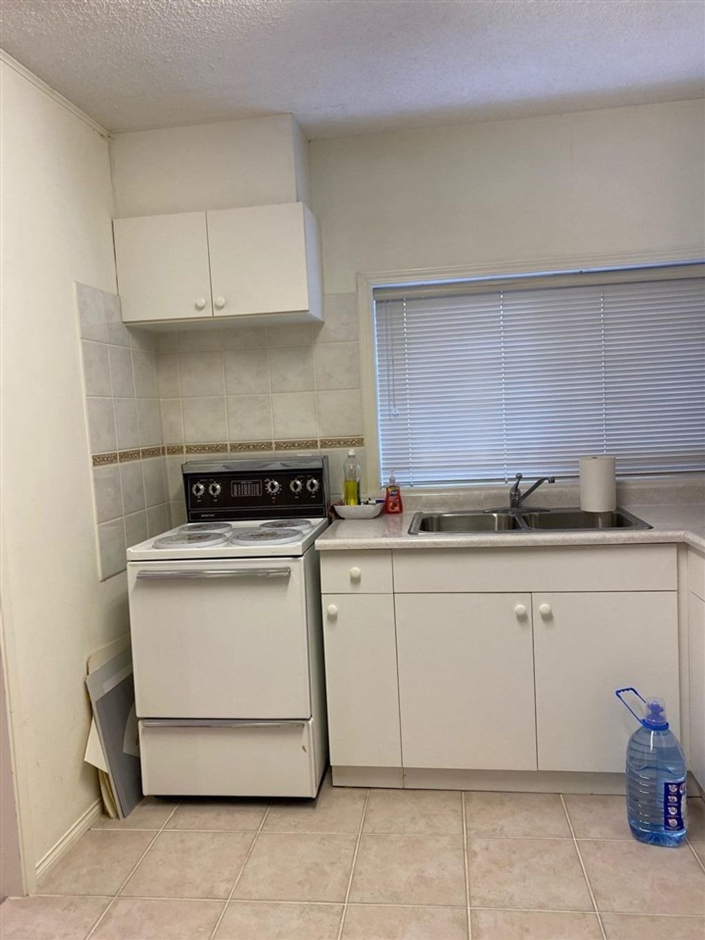 51 W 61st Ave