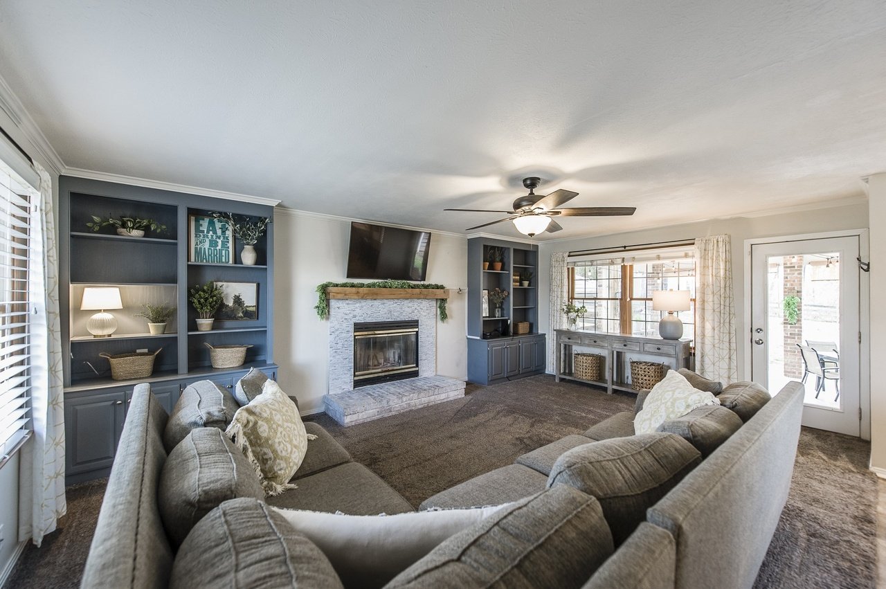 2423 Cabin Hill Rd