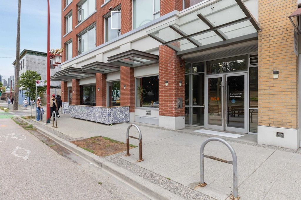 221 Union St, #ph907