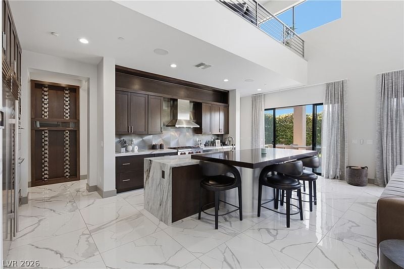2790 La Bella Ct
