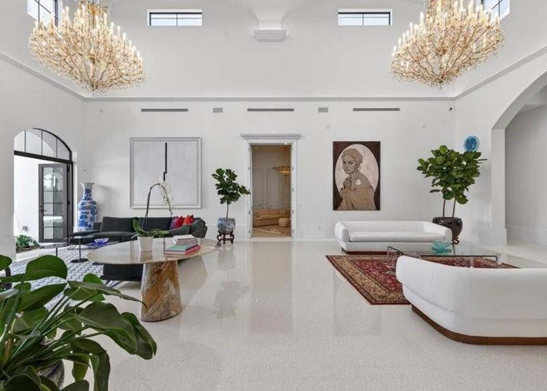 4013 Country Club Ln