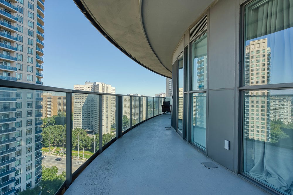 60 Absolute Avenue 1507