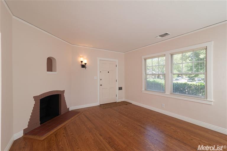 Another Home Sold in East Sacramento! Represented Buyer