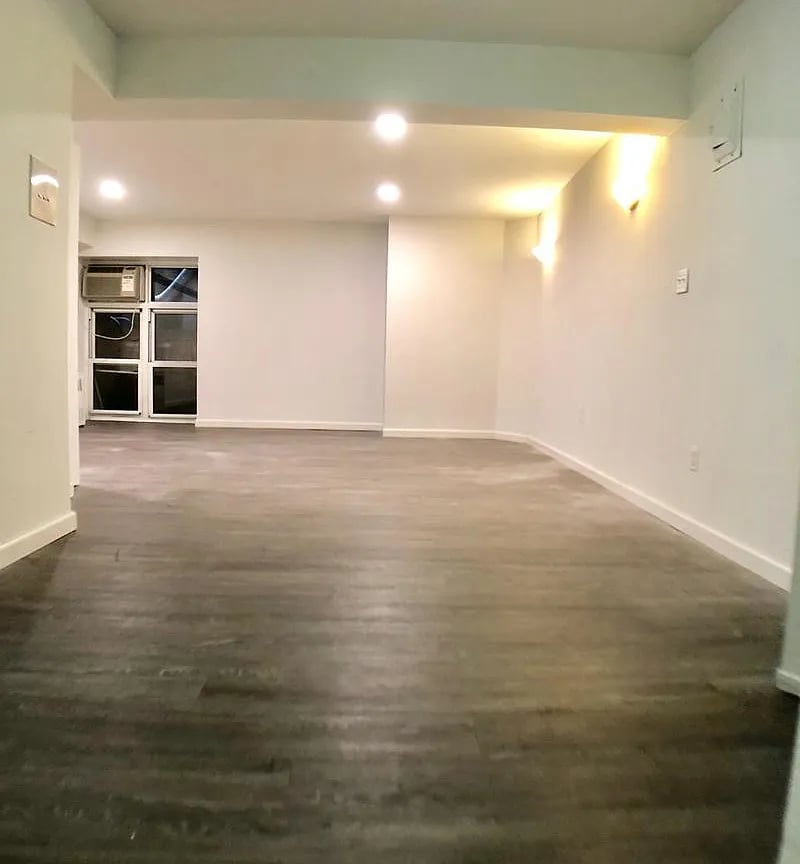 33 Gold St Unit: L9