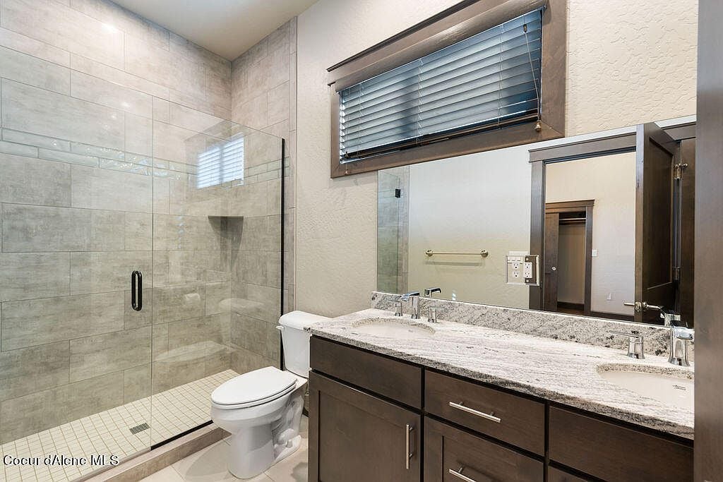 519 Lakeshore Ave UNIT 301