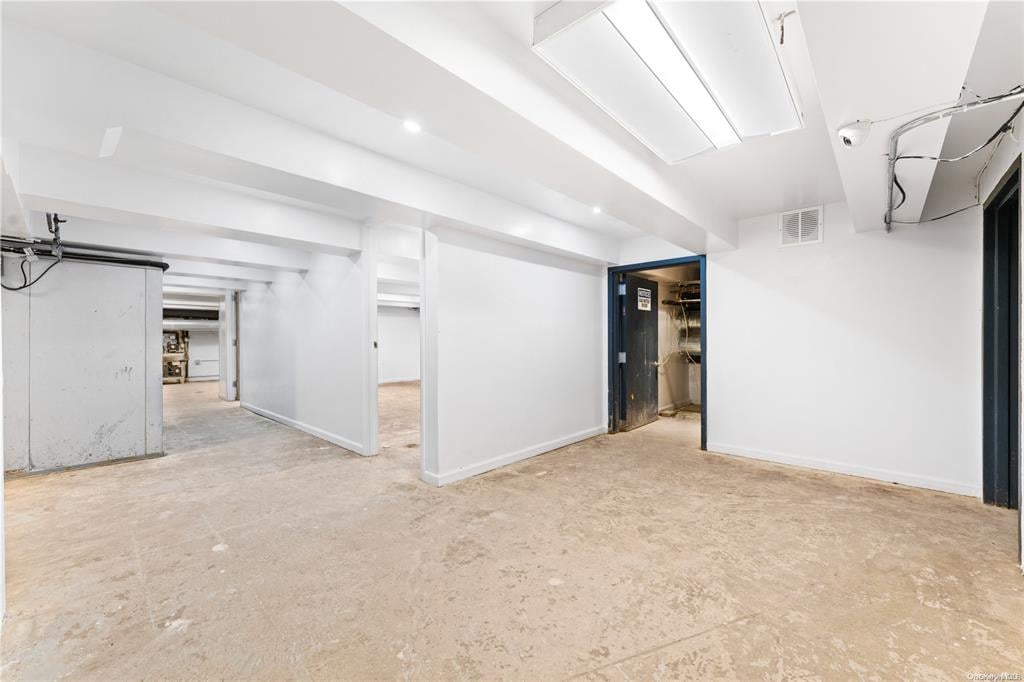 36-29 Main St Unit #1