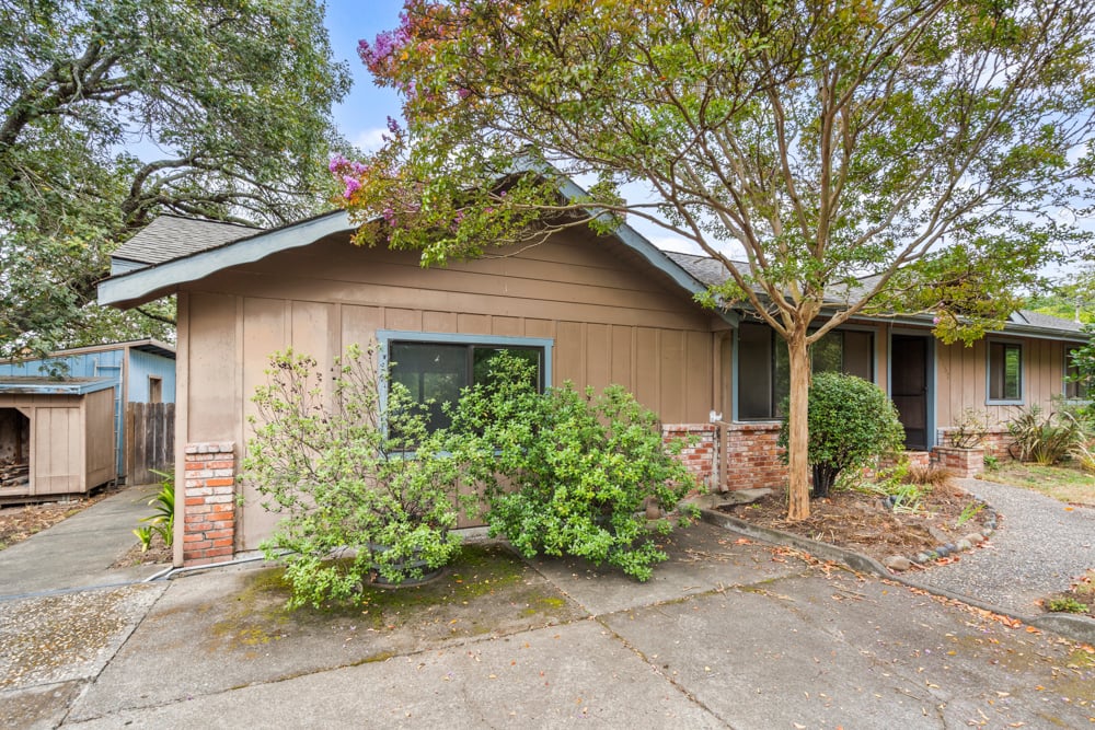 5152 Mcfarlane Rd