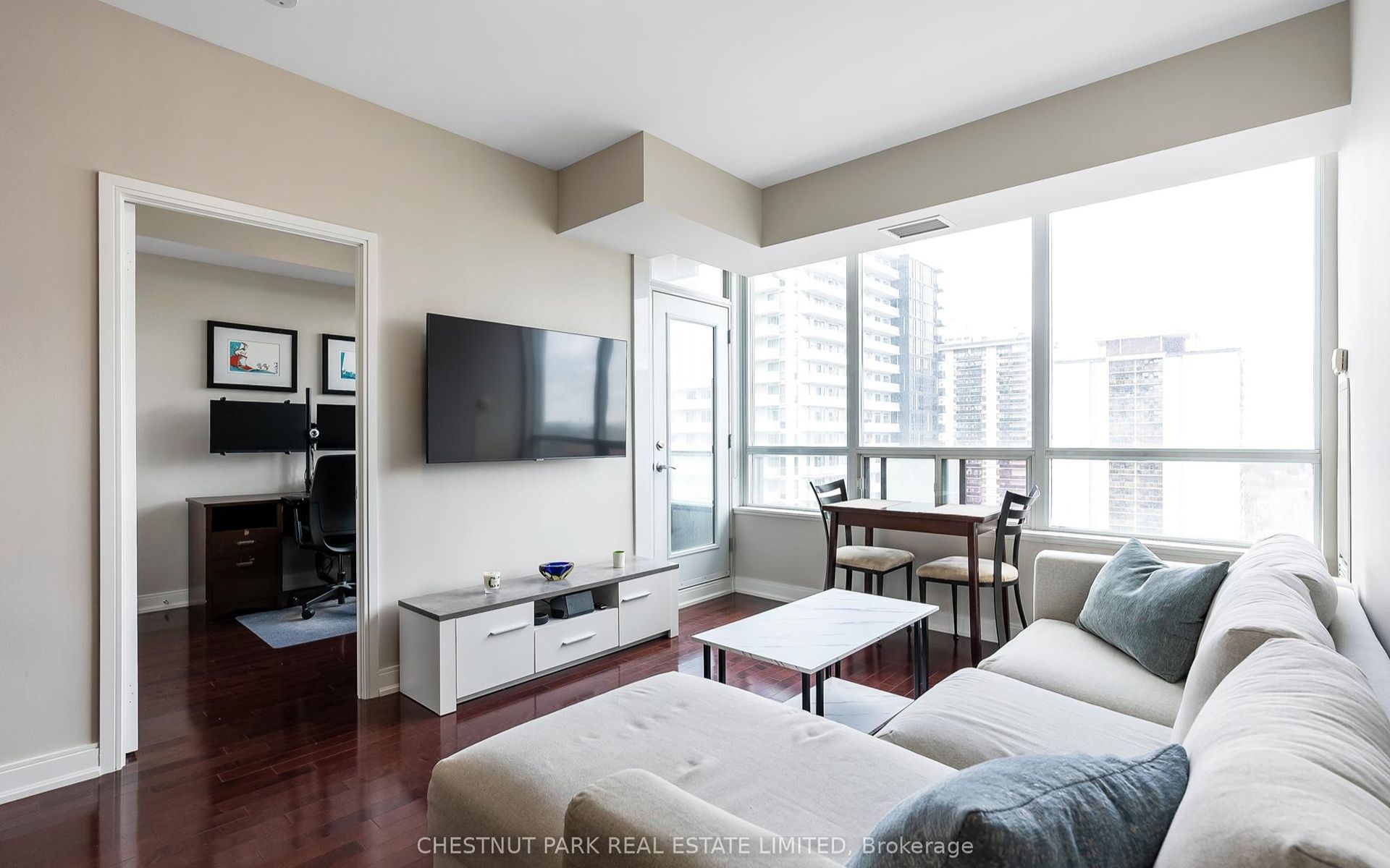 88 Broadway Ave, #1508