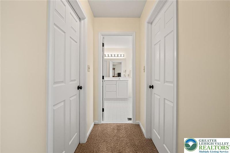 2912 SILVER CREEK CIRCLE