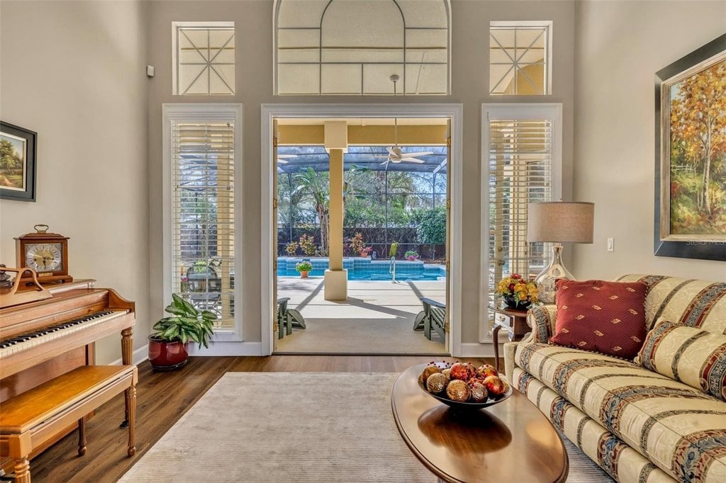 1554 Eagle Nest Cir