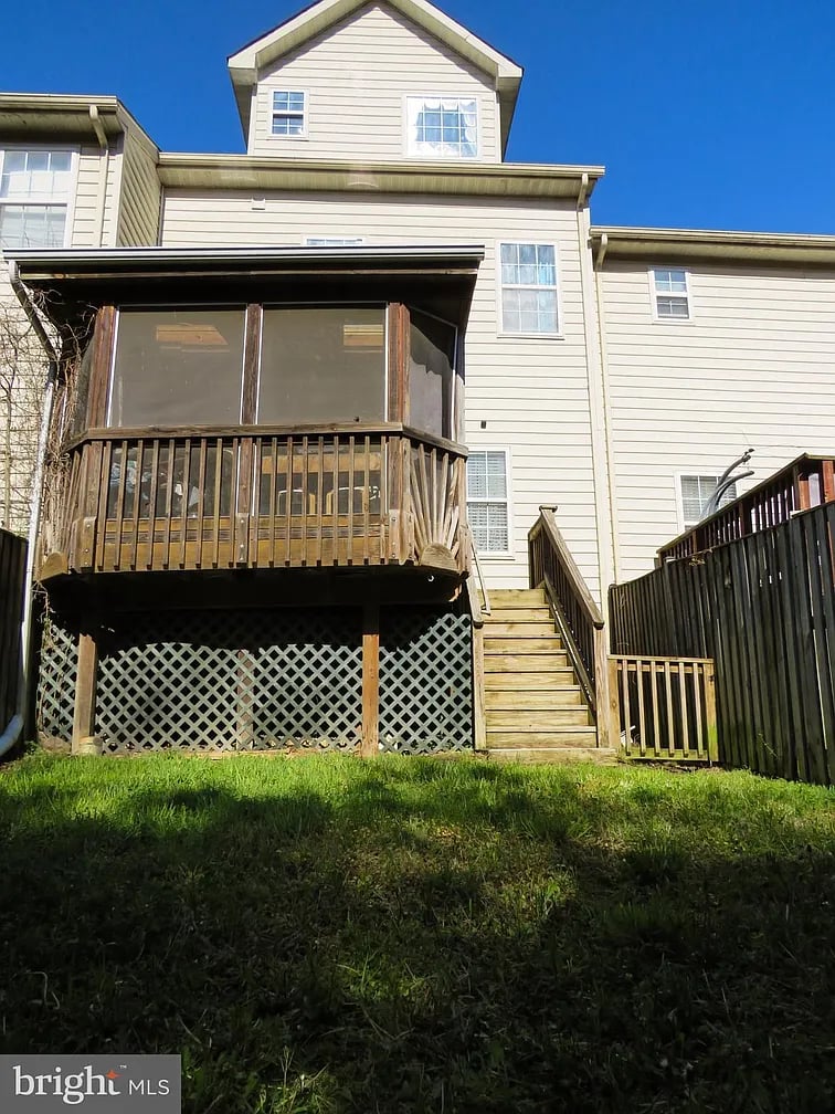 3736 Midlothian Pl