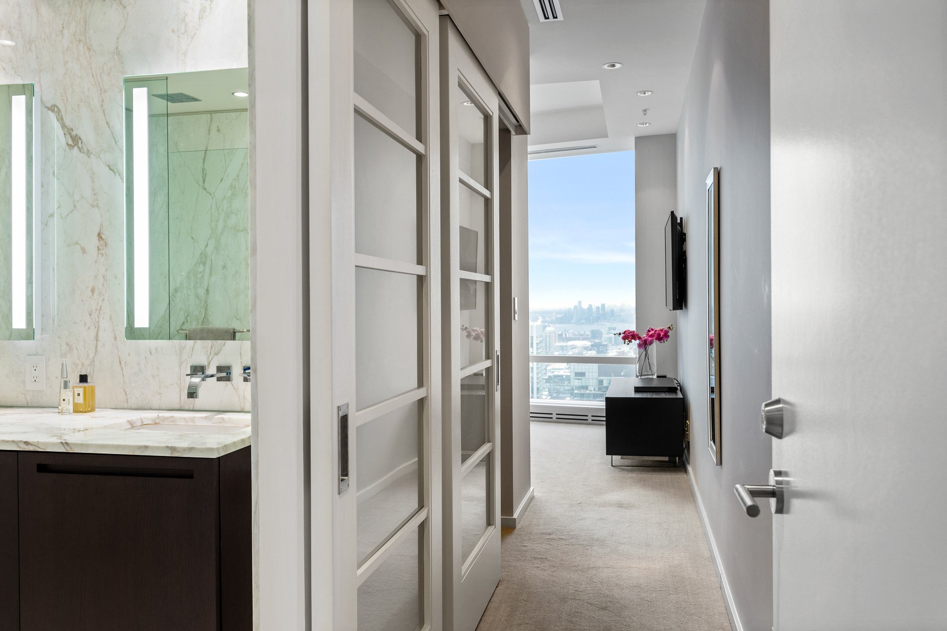 Suite 5603- 180 University Avenue
