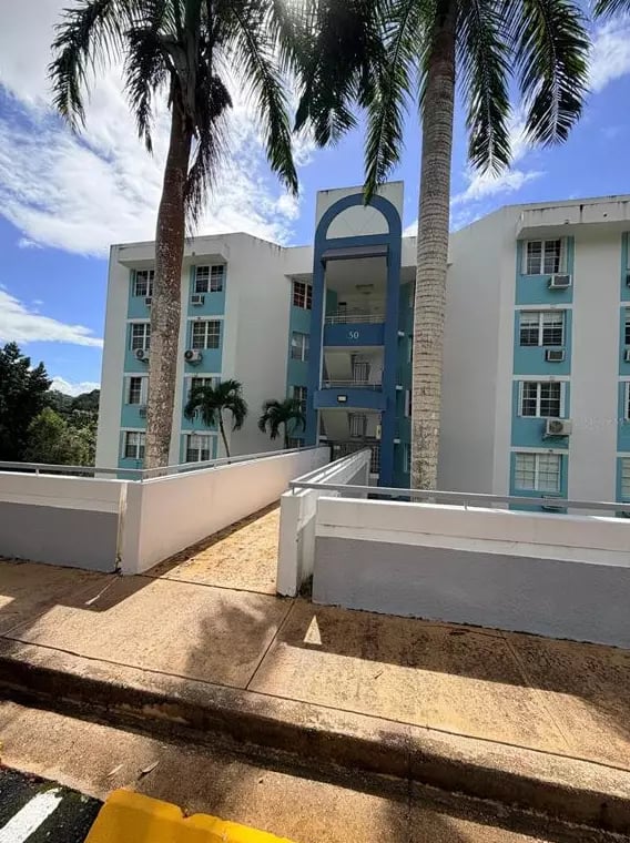 50 VIA PEDREGAL #5008