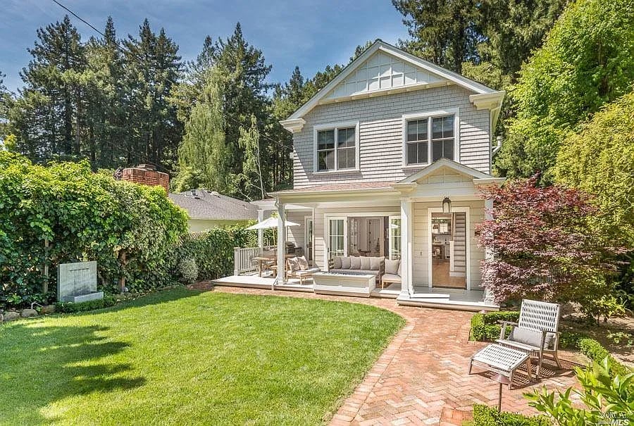 25 Bigelow Ave