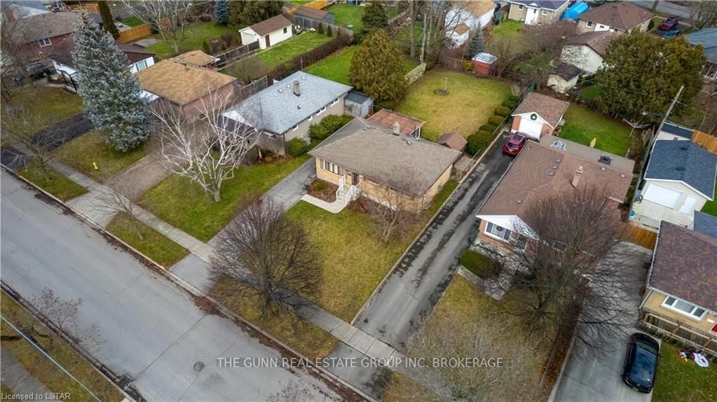 234 Merlin Cres