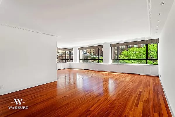 190 East 72nd St, #4B