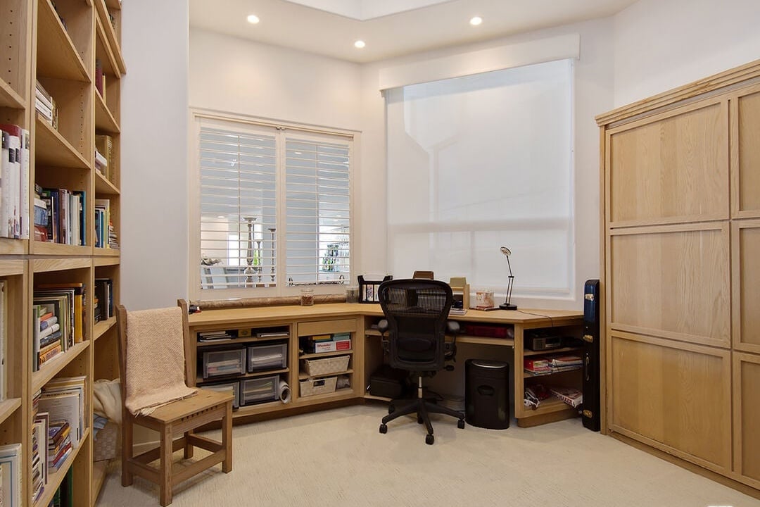 Solis Crest, Broad Beach Rd, 90265