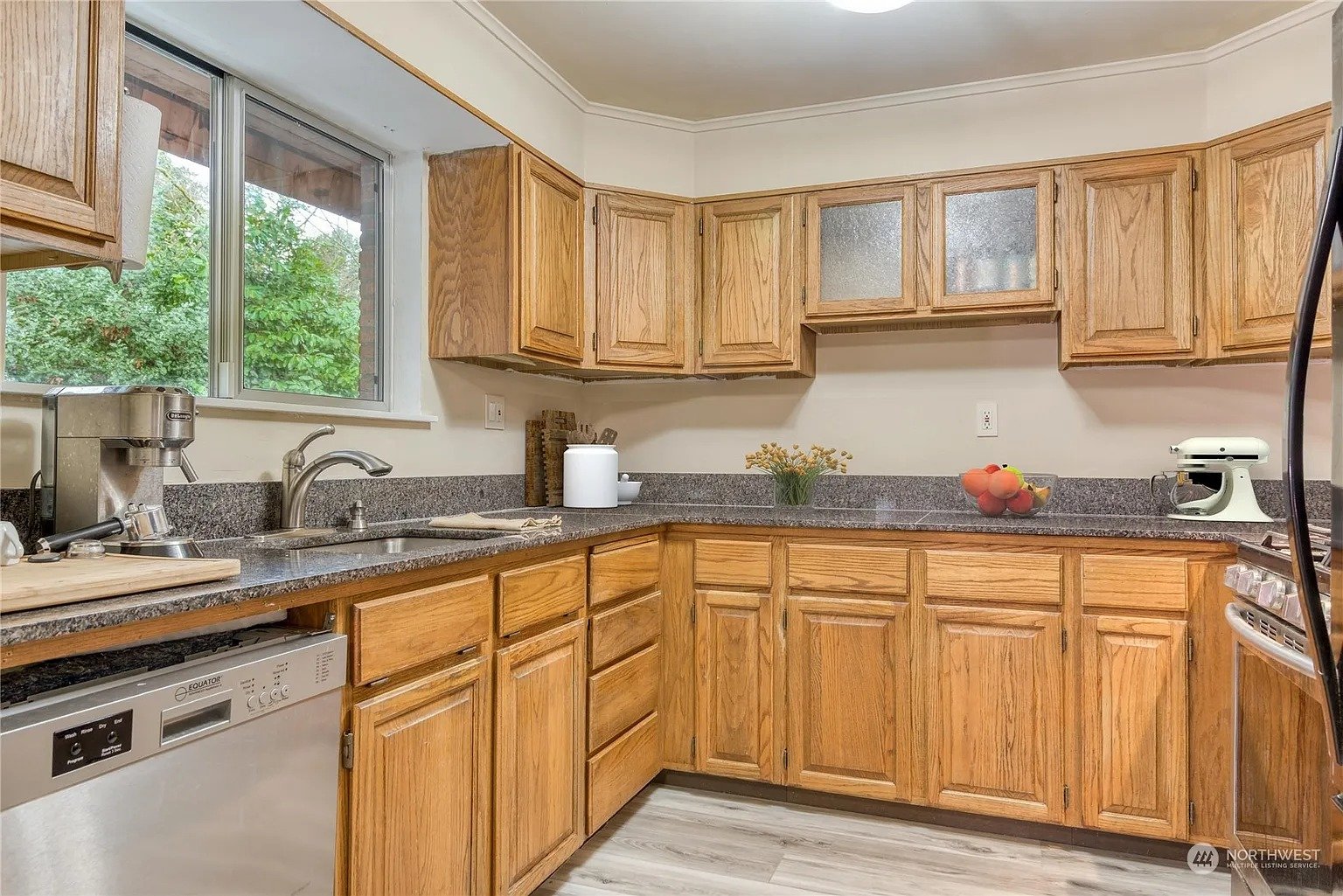 2615 NE 100th St