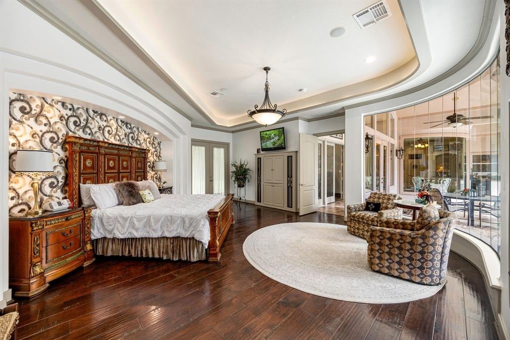 10355 Paradise Valley Dr