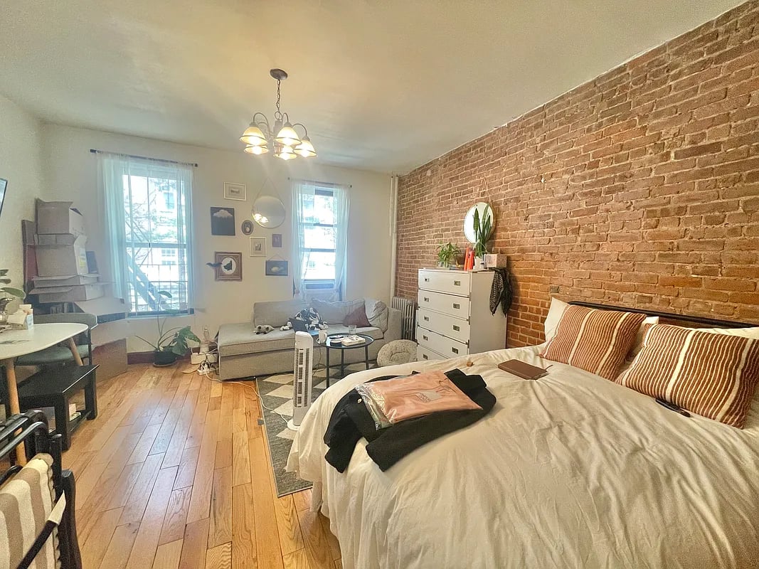 788 Park Place 10