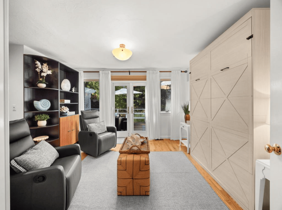 7 South Meadow Lane