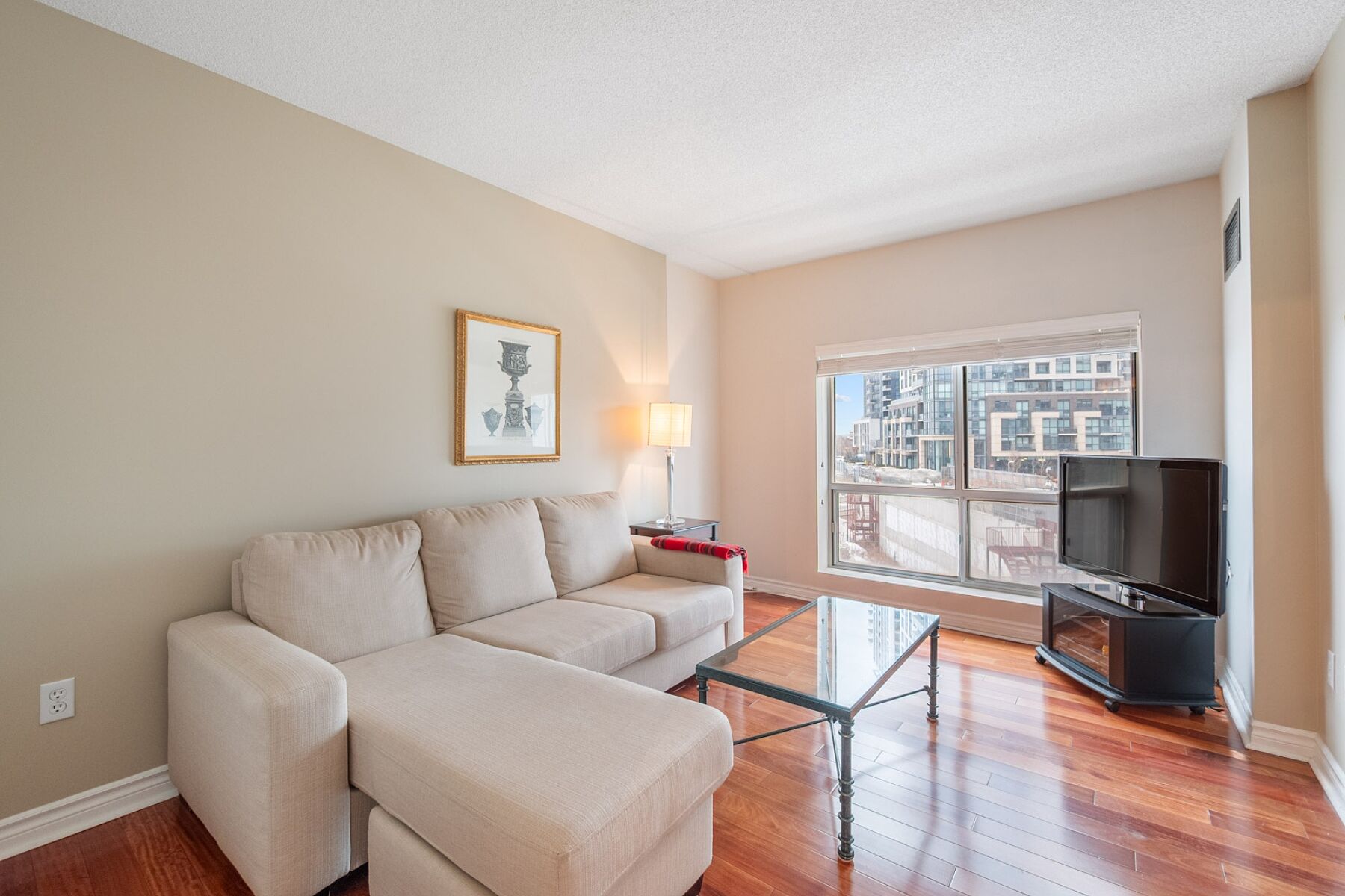 101 Subway Cres #311