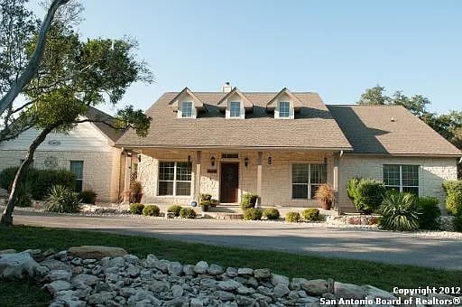 418 County Rd 385
