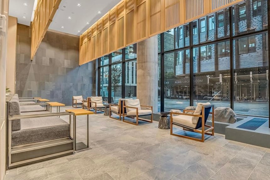 89 Church Street Unit: 612