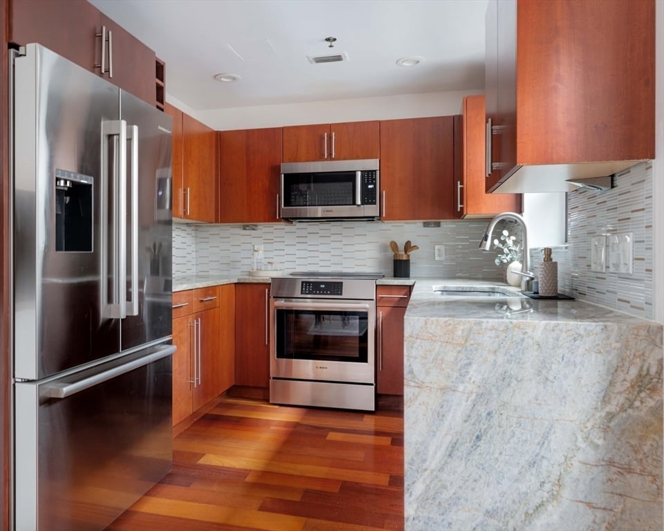 28 2nd St #28