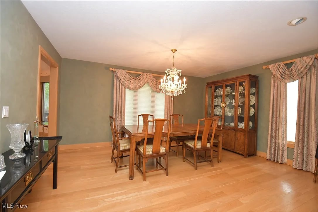 2483 Ginger Wren Road