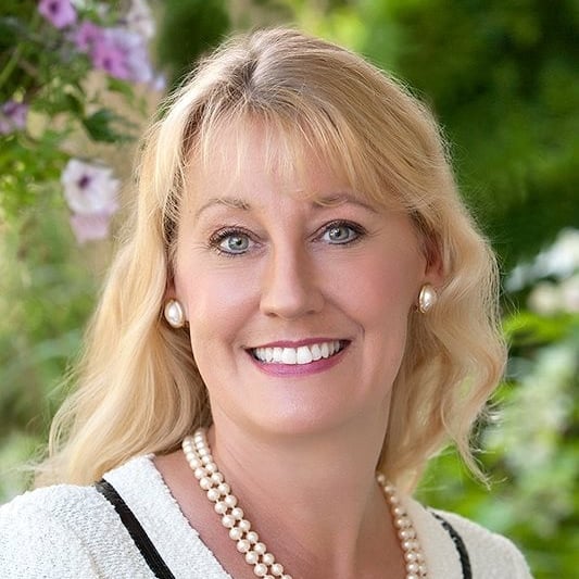 Kim Campbell Lake Forest, IL Real Estate Agent Headshot