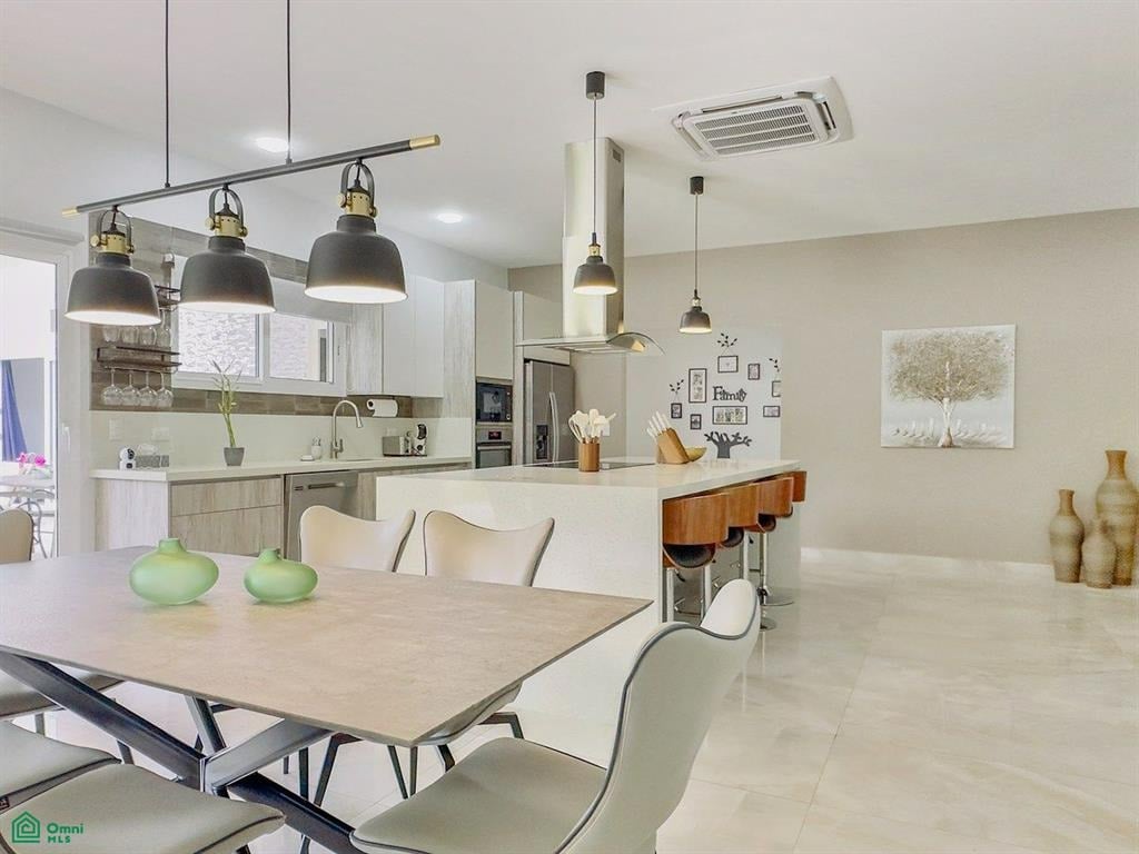 Casa Jeany | Modern Single-Level Home with Pool Near Playa del Coco