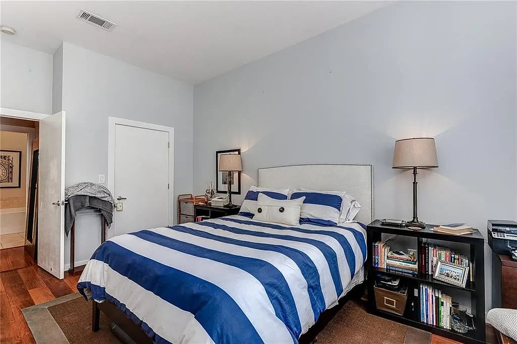 870 Inman Village Pkwy NE