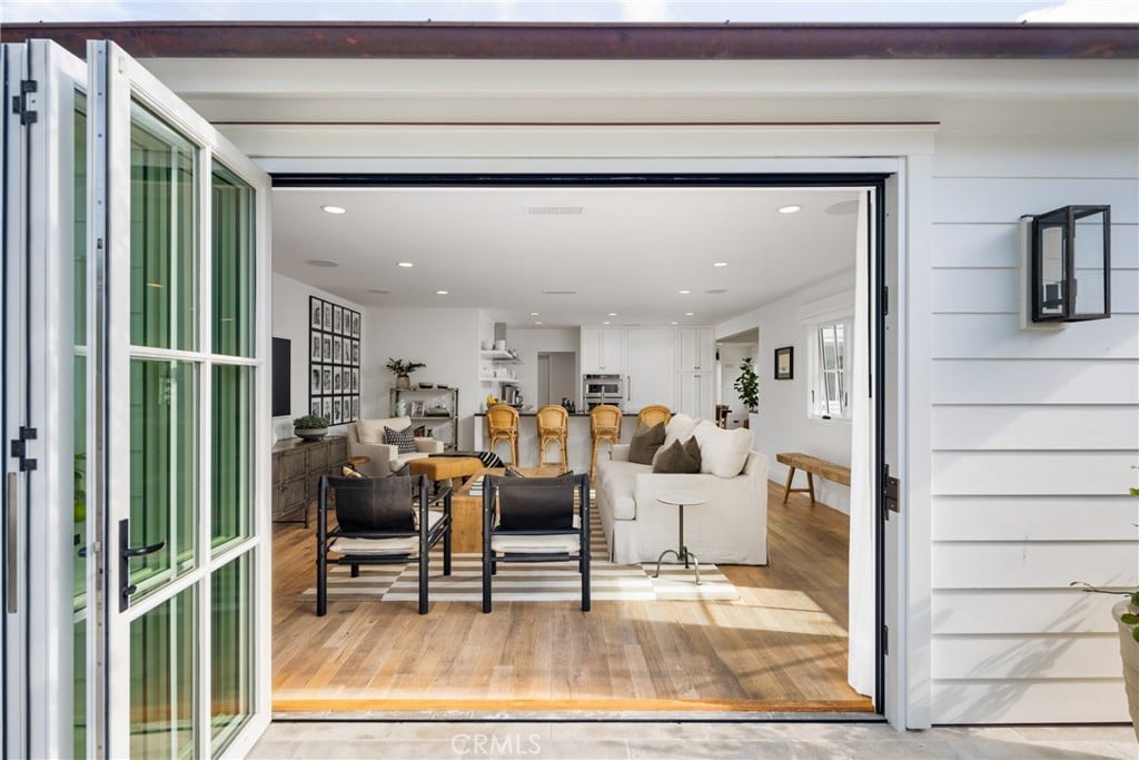 How a Newport Beach Real Estate Agent Maximizes Your Home Sale
