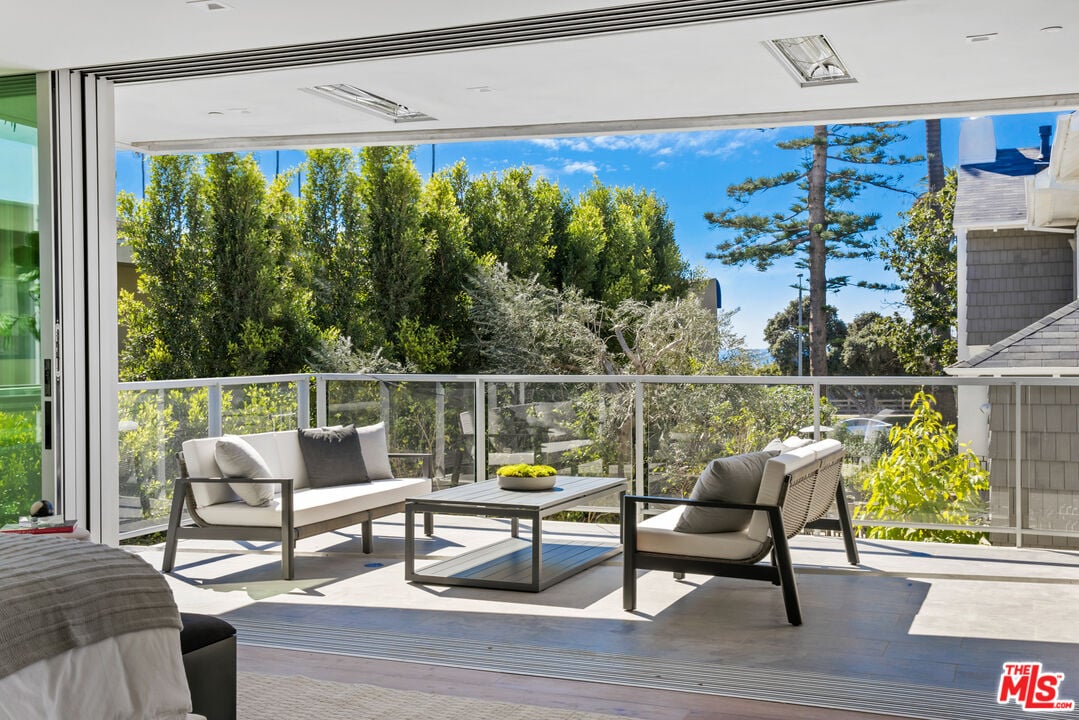 401 Ocean Ave #3