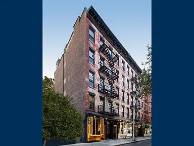 18 Cornelia St Ste 2L