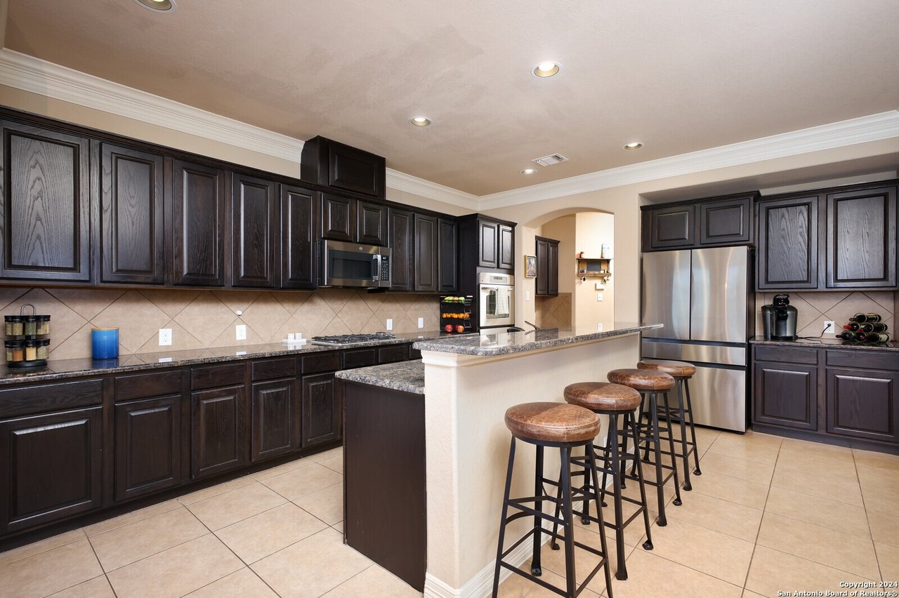 8114 Night Bluff Dr