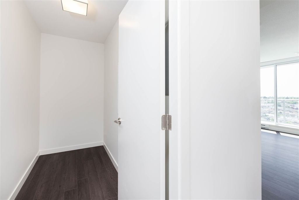 5470 Ormidale St, #1807