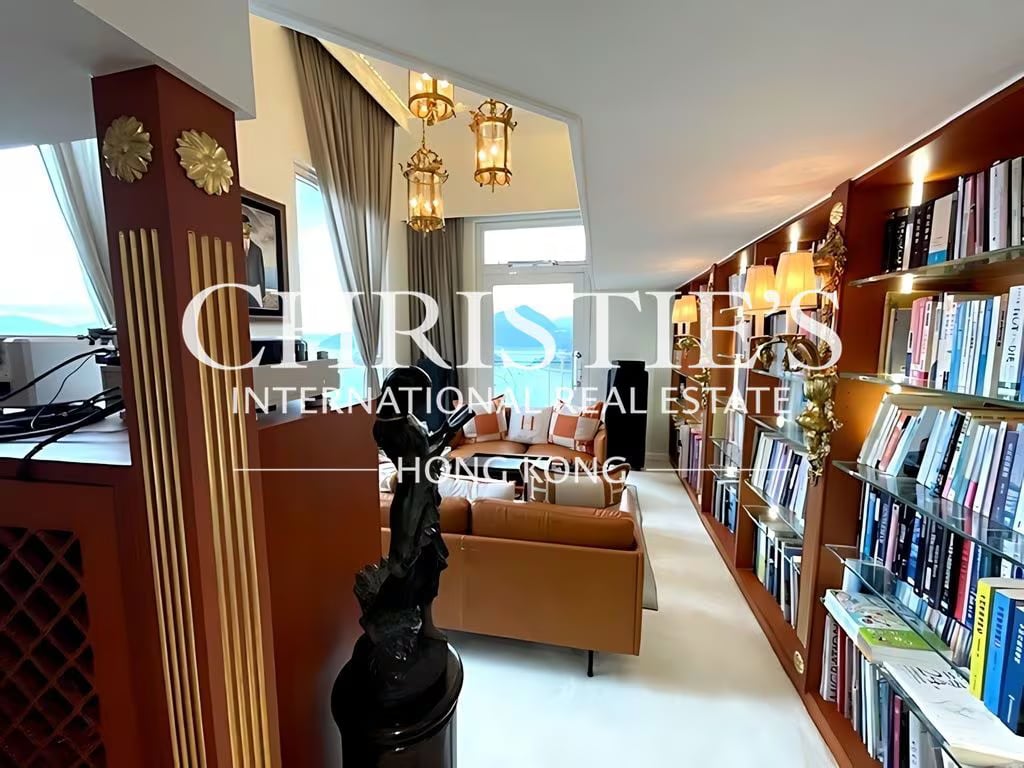 110 Repulse Bay Road