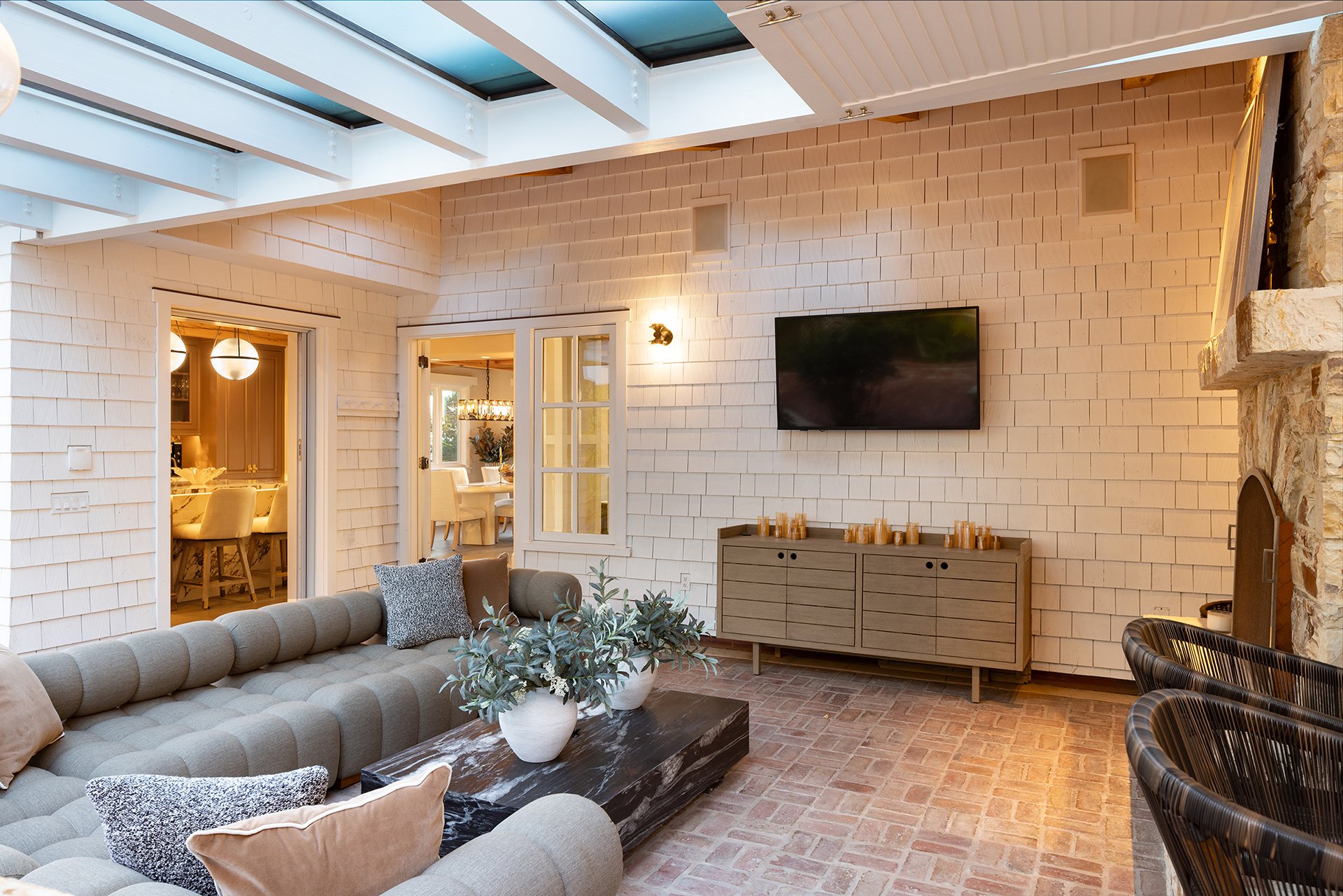 Spacious Golden Rectangle Residence