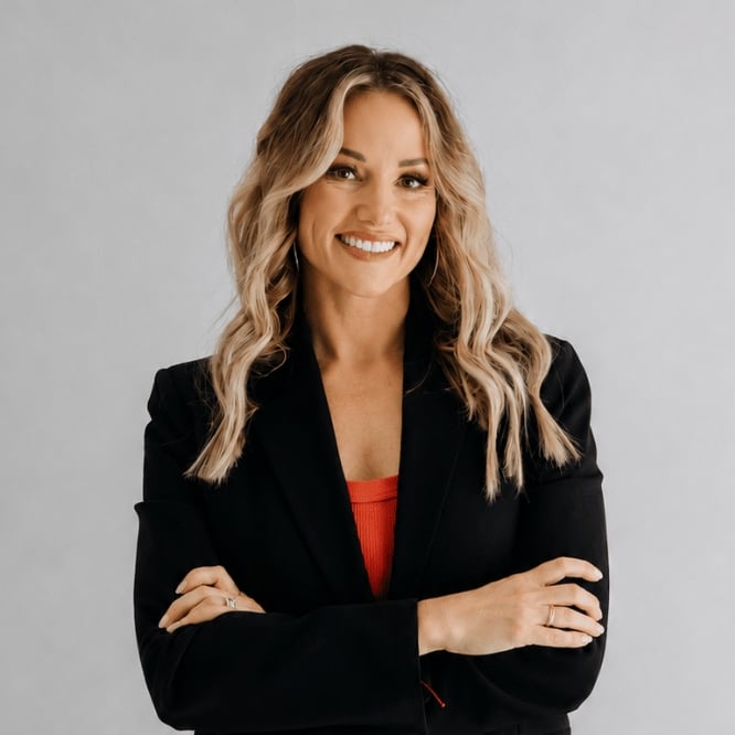 Ashlee O'Malley Omaha, NE Real Estate Agent Headshot