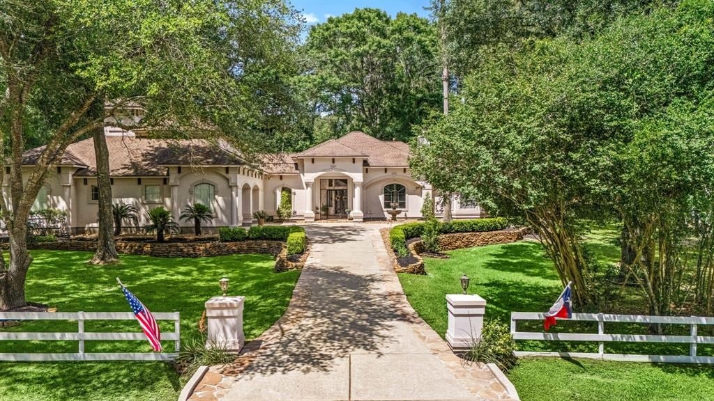 10355 Paradise Valley Dr