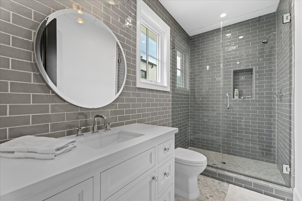 5 ★ 5 En Suite Luxe Stunner in Studio City