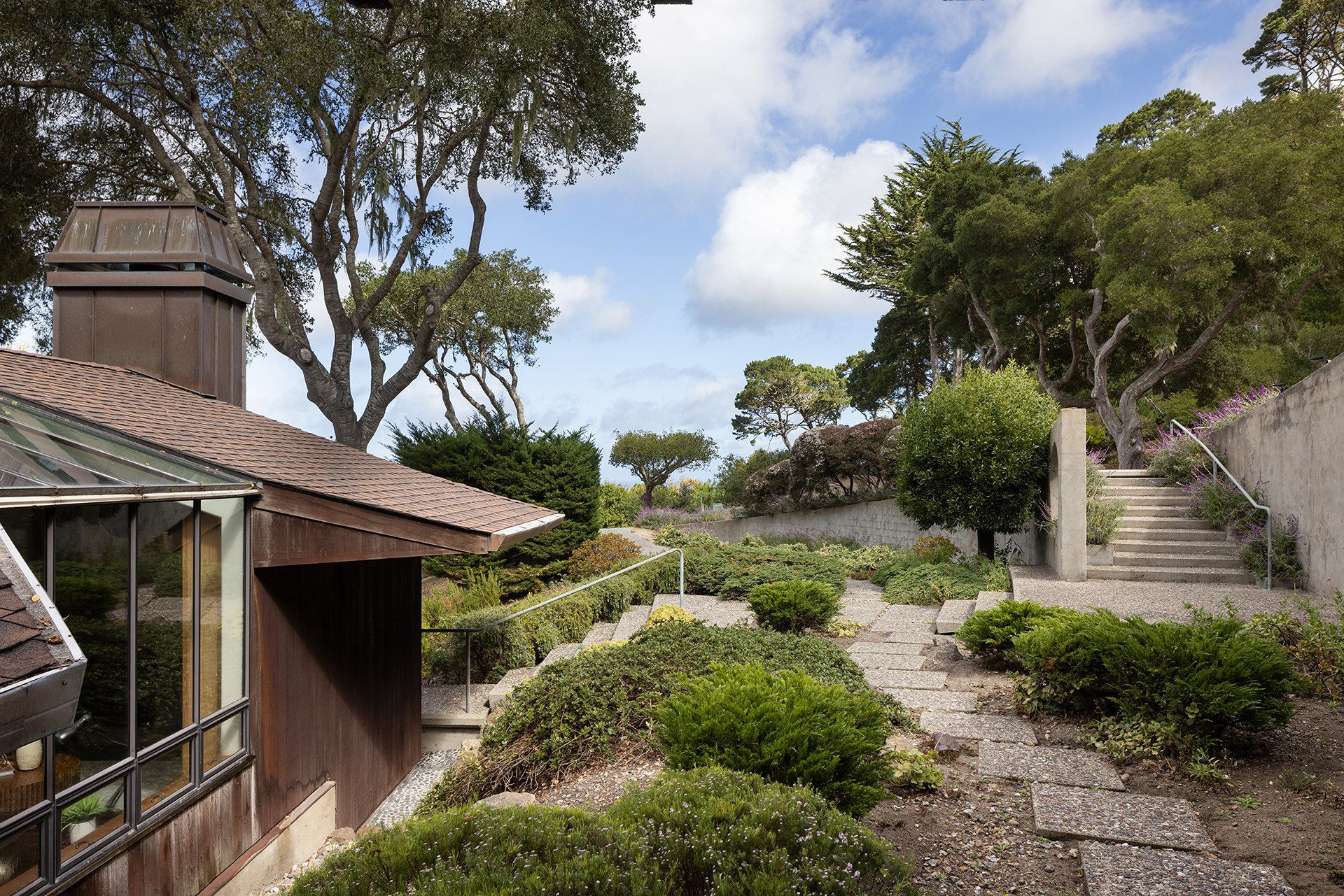 Carmel Bayview Retreat - 571 Viejo Rd