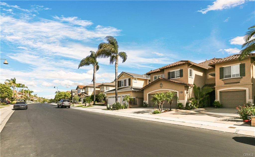 39 Feather Ridge